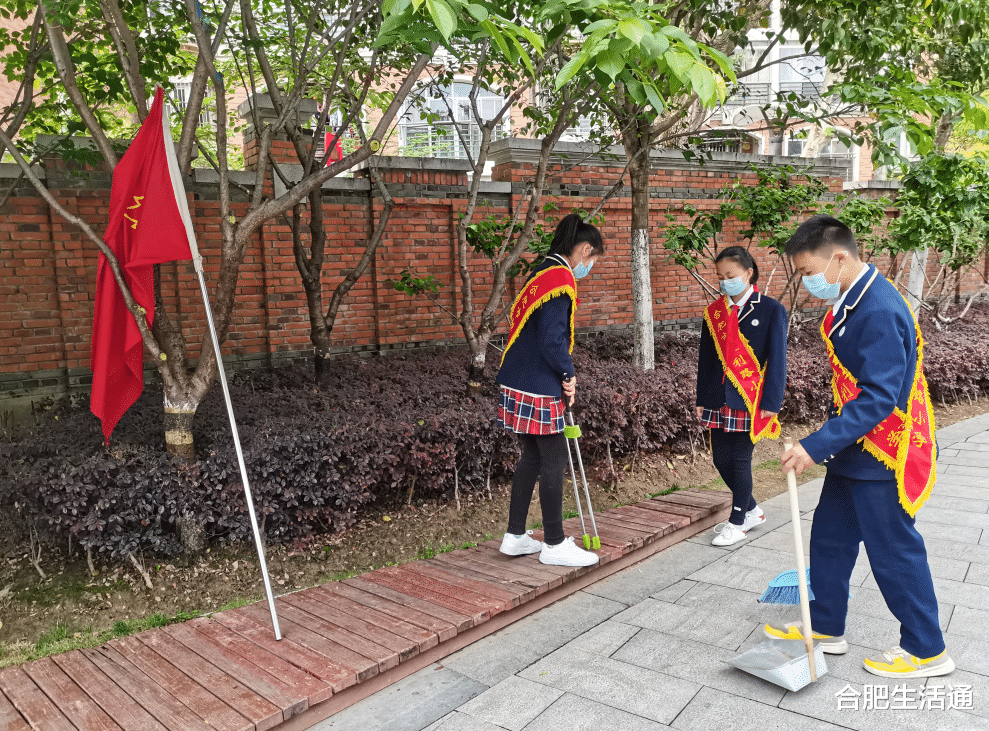 合肥生活通 合肥市胜利路小学七色花志愿劳动迎“五一”