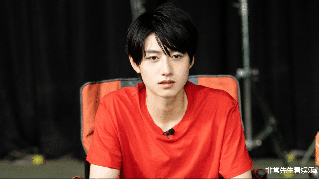 导演请指教|朱志鑫参加《导演请指教》，TF家族三代团开始发力，但困难重重