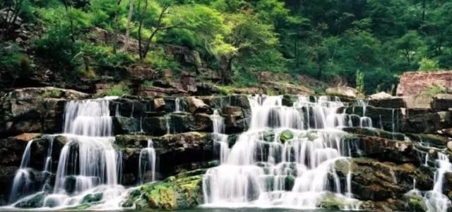 大別山 河南\失敗\景區，風景可與黃山媲美，卻因名字\老土\遭游客吐槽
