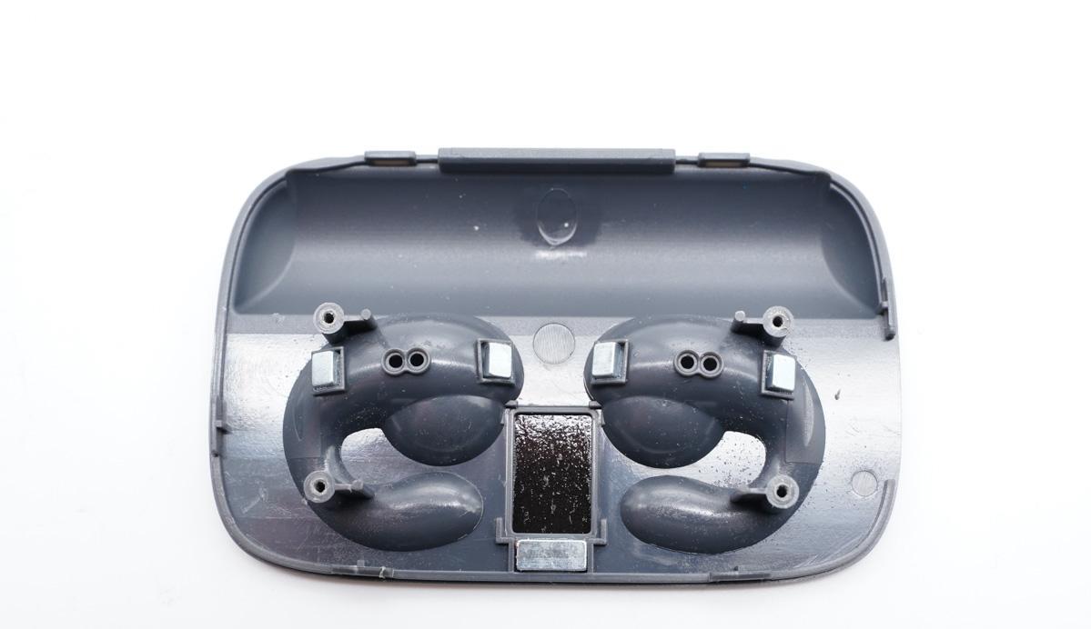 小米科技|搭载英集芯IP5333电源管理SOC，夏新S19 TWS蓝牙耳机拆解报告