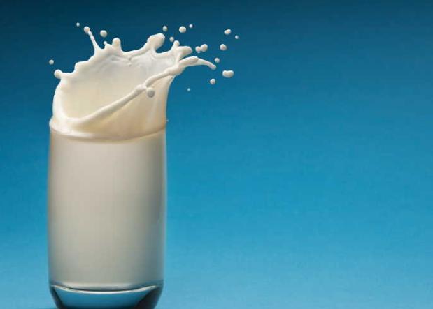 牛奶|为什么不建议女性天天喝牛奶？提醒：喝牛奶牢记几点，建议了解