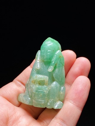 翡翠|清 老坑翡翠 飘绿 圆雕 鹿皮童子 把件 摆件