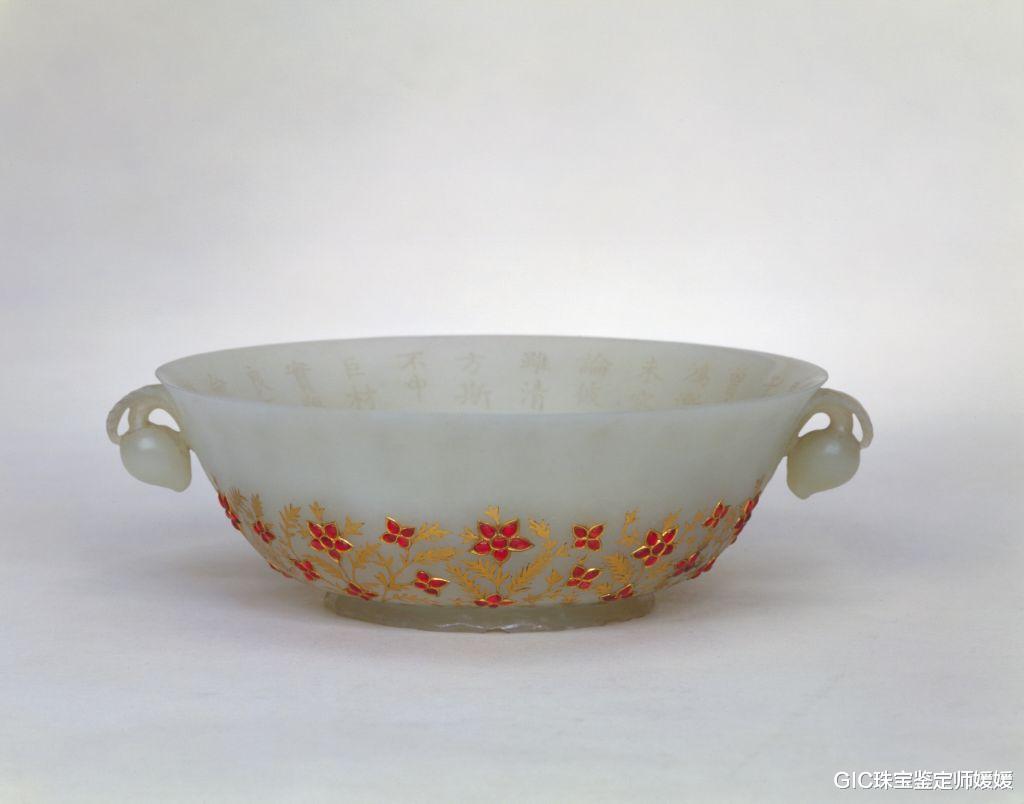 GIC珠宝鉴定师媛媛|这些玉器历经百年宫廷文化，制作精美至极，是乾隆皇帝最爱的珍品