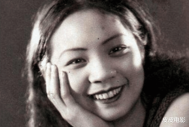 成龙|演员改名是本风水学？有人改名后成了巨星，有人改名后成了路人