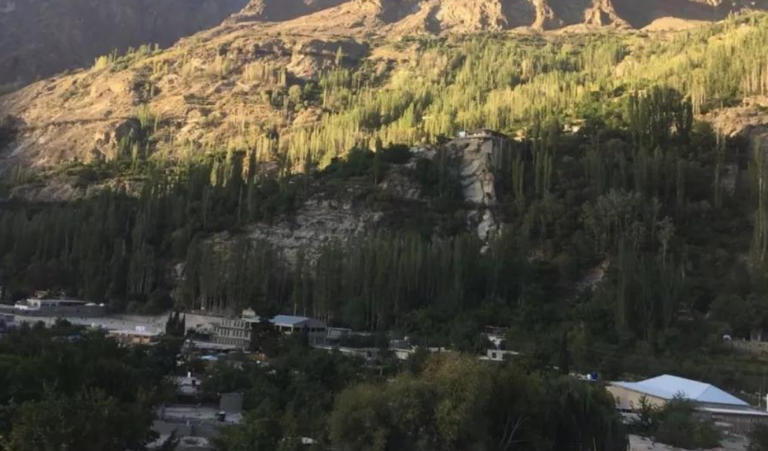 |我国最后的藩属国，70年前还在进贡，如今称将无条件支持中国