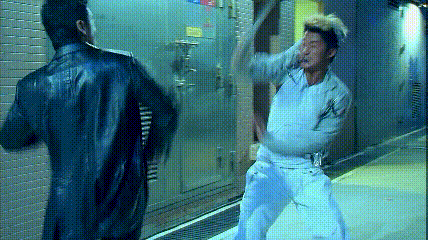 娱乐圈|她曾为嫁入豪门抛弃吴京，脚踏两只豪船翻车，如今沦落成鱼贩子