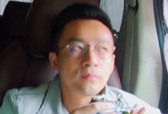 靳东|杯报！大S取关汪小菲了！