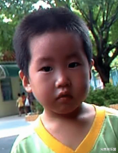 小姐姐|恋爱了？孙卓凌晨更动态，艾特一个私密账号后秒删，网友成功截屏