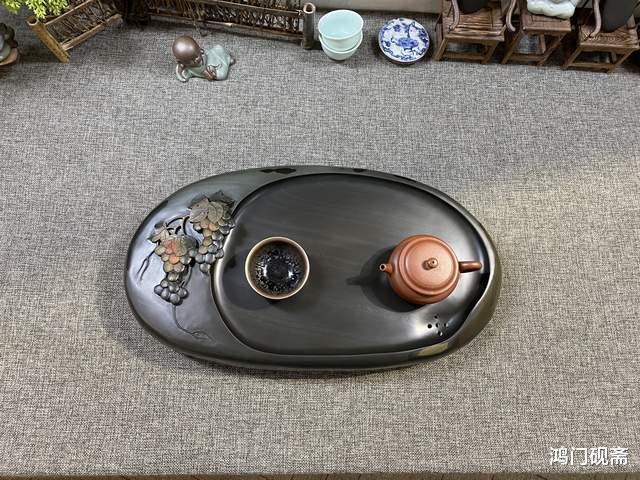 雕刻|在山上挖了5块石头背回家，我自己雕刻成小茶盘，一个比一个美