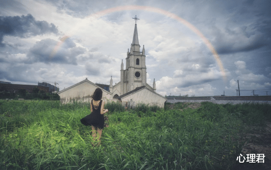 心理君|心理学:想知道一个女人是否有格局,看这3方面就够了