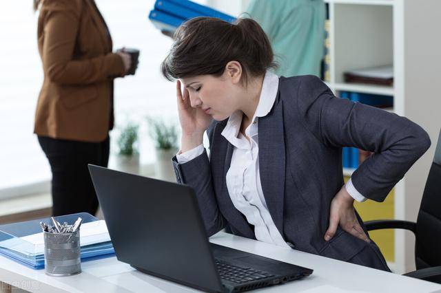 绝经|女性绝经后，或出现2个“难言之隐”？医生：这很常见，不必担忧