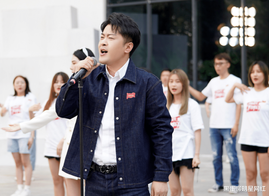 刘诗诗|女主播到二驴直播间涨粉，辛巴安排两名保镖护送，遭对方连麦嘲讽