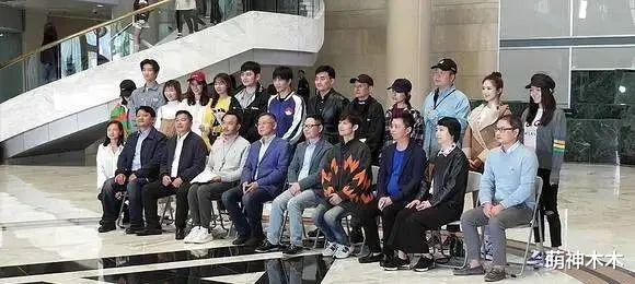 大张伟|《天天向上》收视低迷，大张伟王一博缺席，预告连名字都打错