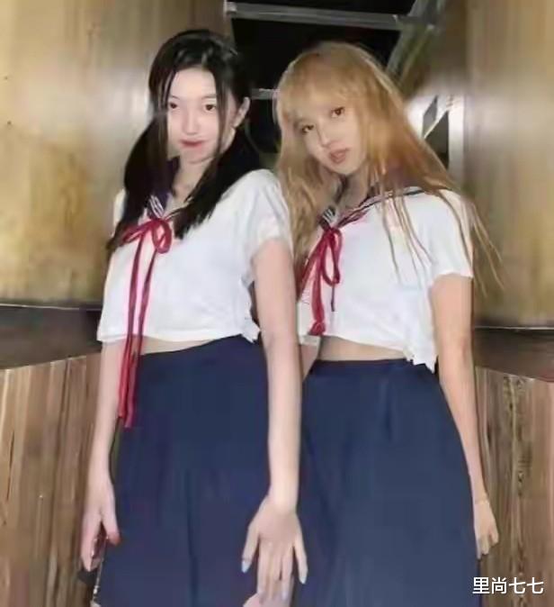 李嫣|李嫣变了！穿红色抹胸裙现身聚会，头发凌乱妆容重没有半点学生样