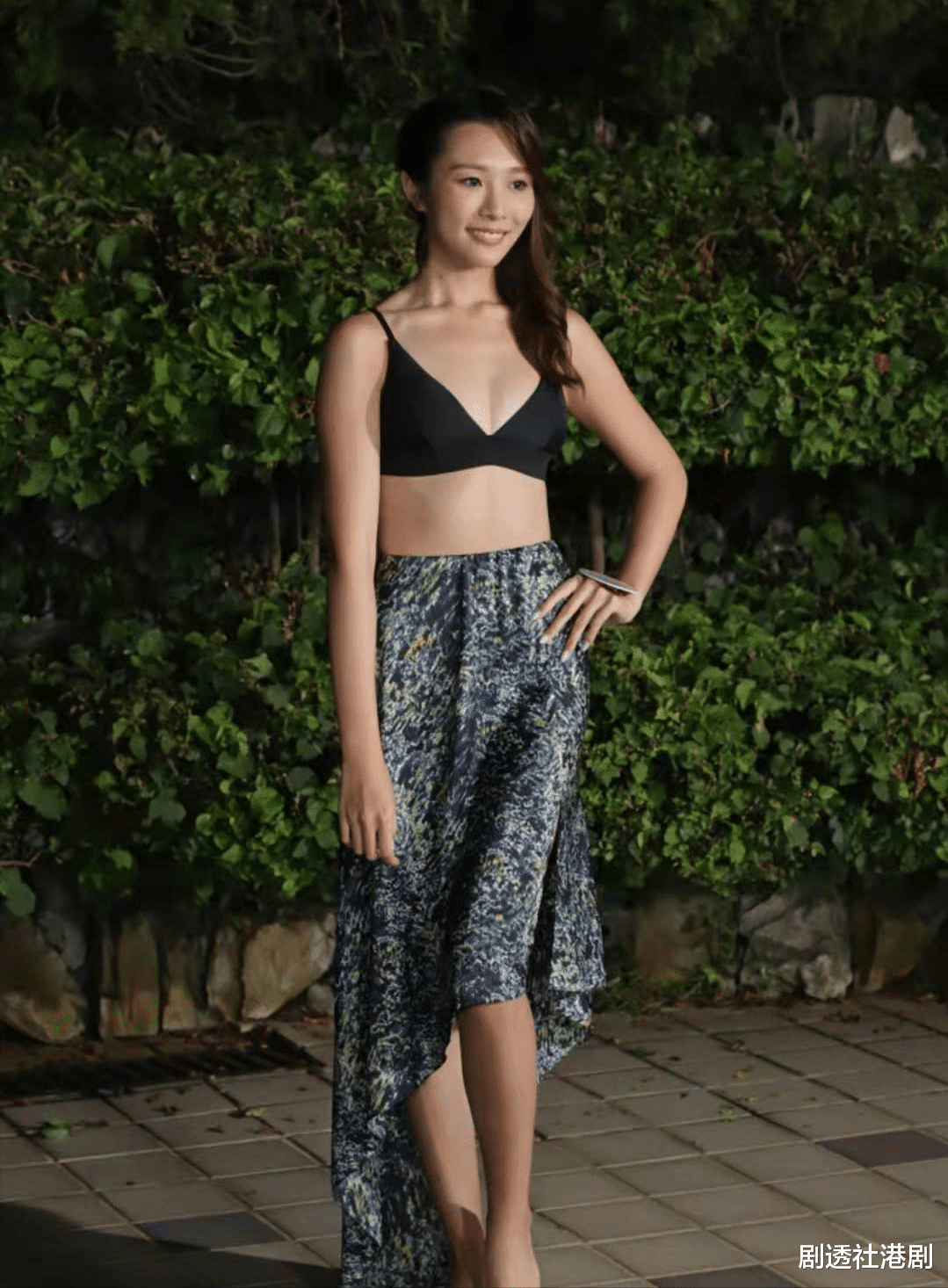 TVB|“港版周子瑜”被曝恋上TVB小鲜肉,男方极力否认:事业为先