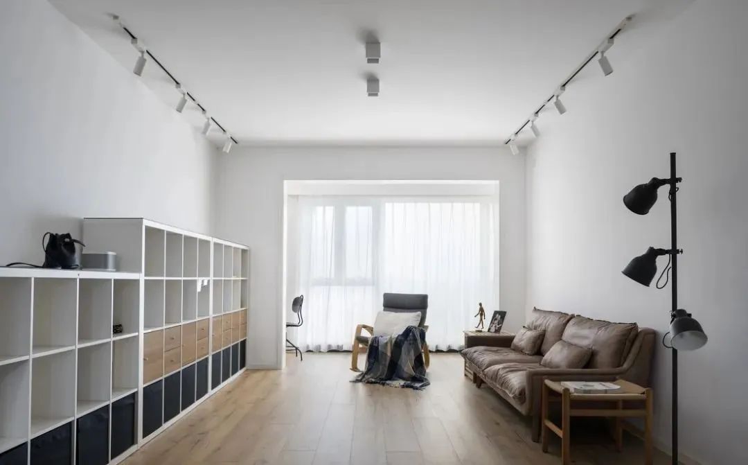 时尚装修设计大全|电视将在不久后消失？现在很多年轻人的客厅，连电视都不要了！