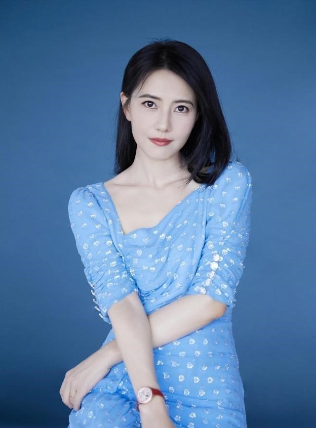 各抒己见 16年后看《天下第一》：曾经演情侣的，如今颜值看上去差了辈分