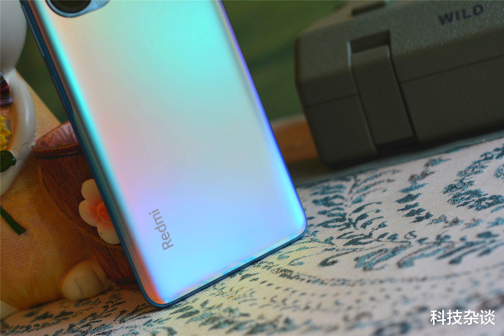 小米科技|Redmi K50宇宙来也！卢伟冰：谁与争锋