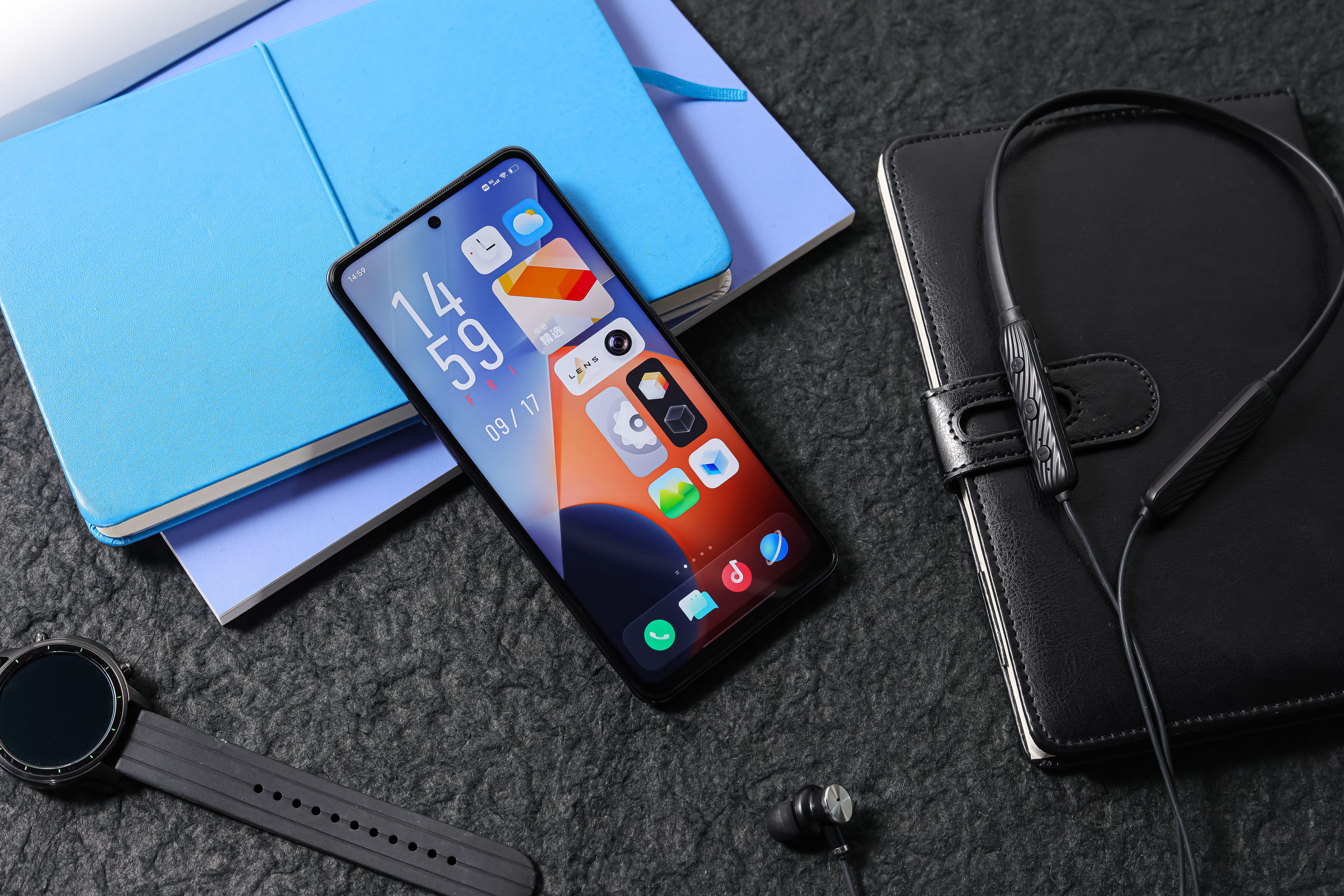 iqoo|10月份安兔兔中端手机排行榜出炉：iQOO Z5荣登第一，很稳！