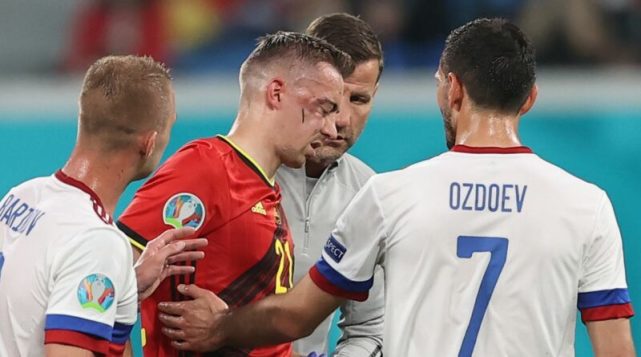 比利时队|埃里克森后又一悲剧！主帅证实比利时主力告别欧洲杯，与对手撞头后骨折