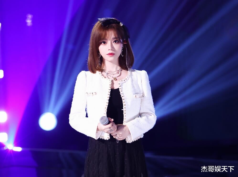 谭轩辕|谭轩辕于梓贝被淘汰很冤？专业评审回应了，我们根本“不配”点评