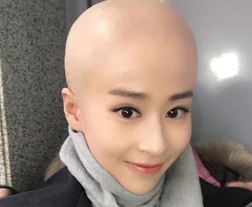 当红女星|18位当红女星“组团”剃光头：谁最漂亮，谁拖了后腿？