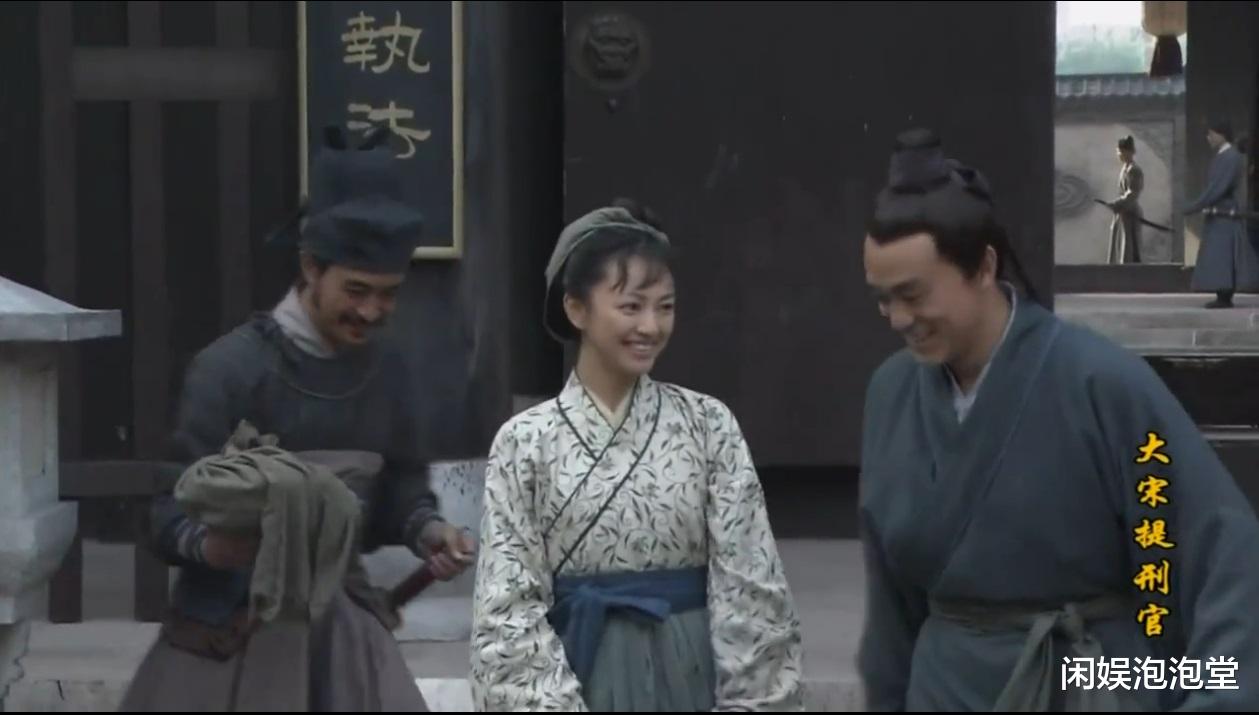 张兰|37岁成为半个娱乐圈老板娘，堪称内地版向太，罗海琼有何本事？