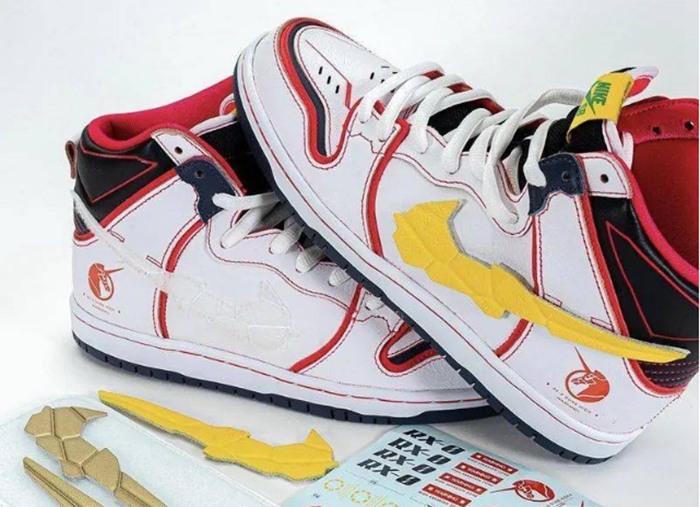 环球鞋网|曝光了！全新独角兽高达联名Dunk即将发售