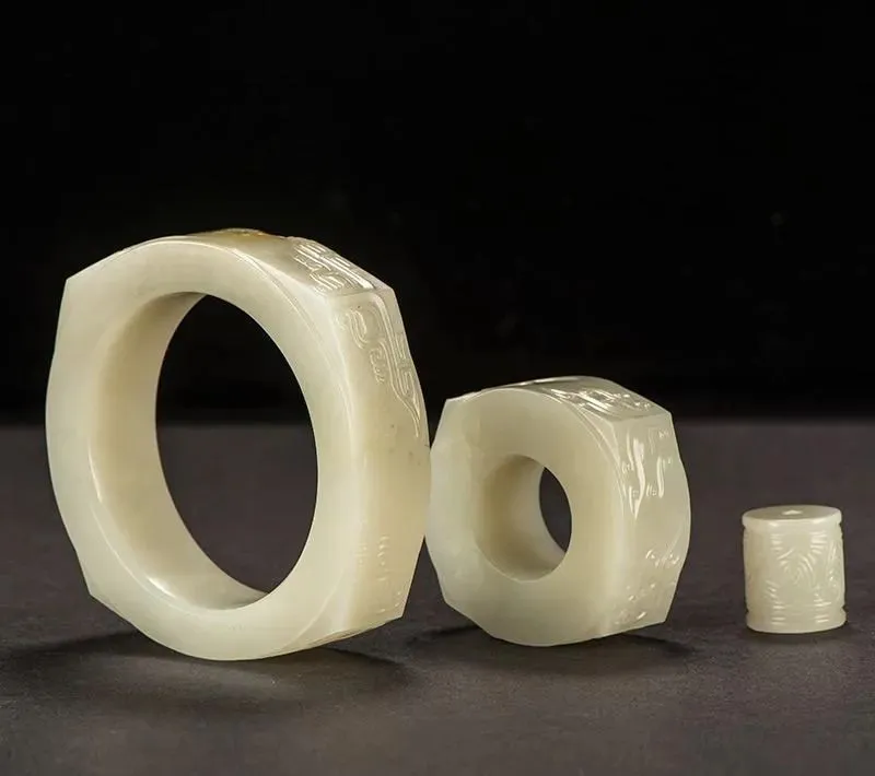 |用几万块玩出几百万的价值,和田玉十几年价值暴涨万倍!