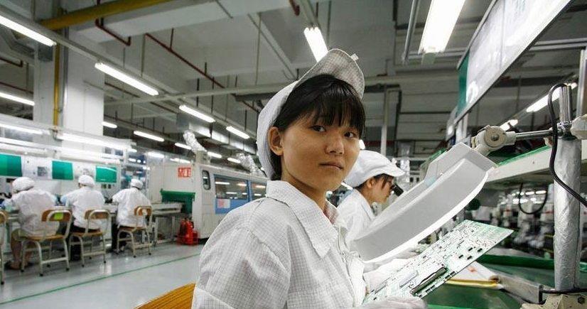 苹果|上百万工人逃离，越南工厂陷入停摆，iphone13可能会断供？