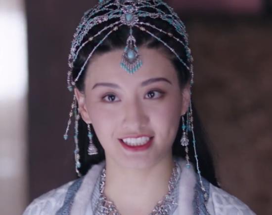 校花|校花出身，如今在《斛珠夫人》里打酱油，张芷然戏份不多但却很美