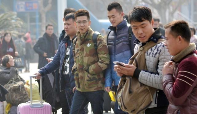 家有二宝育儿|河南高考超40万人“吃空饷”?双一流大学招生缺额,揭开无奈真相