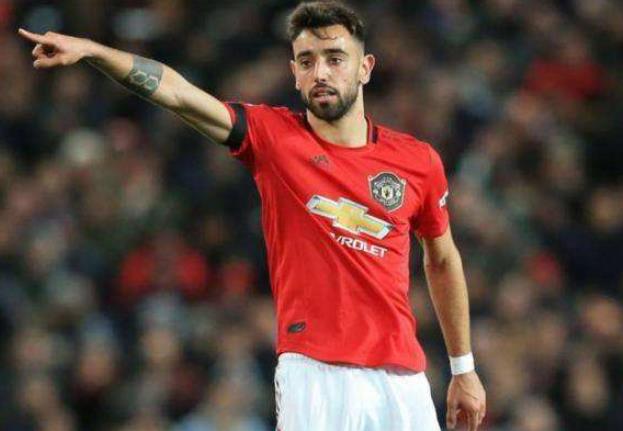 瑞恩·吉格斯|在足坛上,有哪一些人在职业生涯当中是没有拿过红牌的