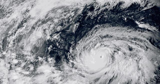 霍金 2021年灾难接踵而至，连沙漠都发大水，霍金的预言真要实现了吗？