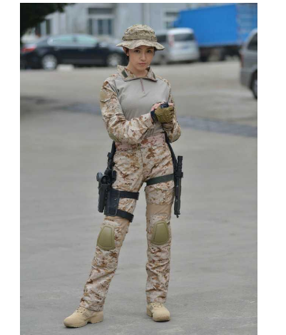 戴向宇|《特种兵之火凤凰》回顾，八位女主演一个没火，小配角万茜红了