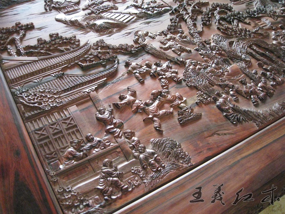 小王话红木|大红酸枝家具的升值空间很大，但是水也是非常深的，一定要看准哦