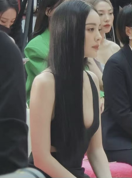 古力娜扎|娜扎黑长直生图