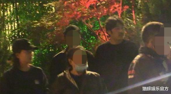 殷桃|殷桃疑已婚？在好友5000平豪宅中约会度假，喊神秘人老公太甜蜜