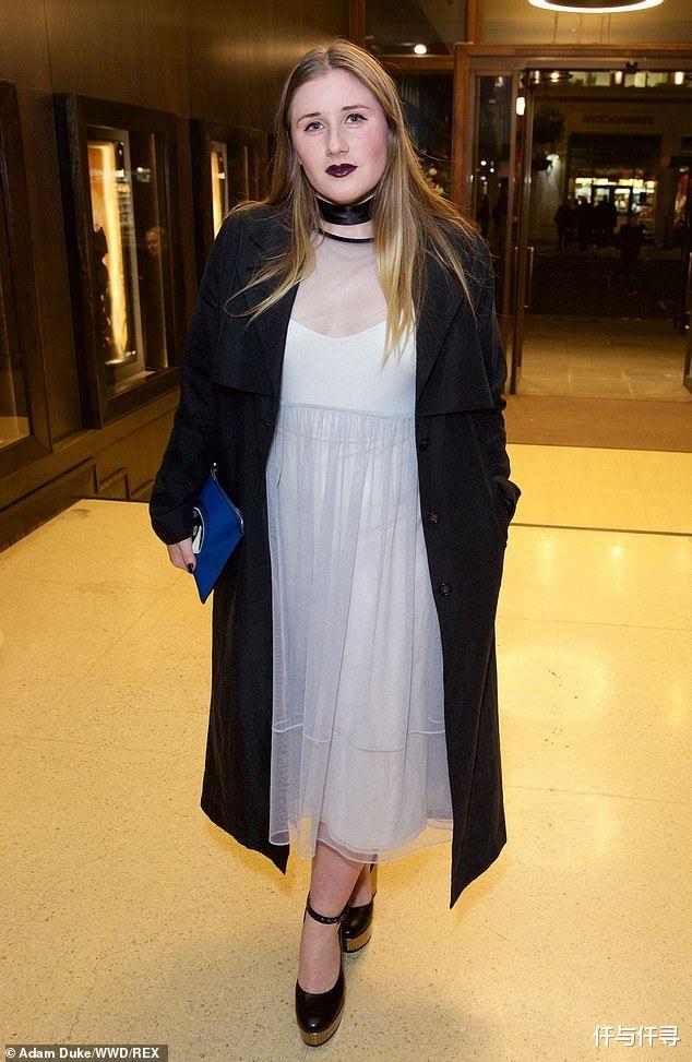 仟与仟寻|英国首相之女转型做大码模特，喜登时尚杂志，网友：靠爸真好