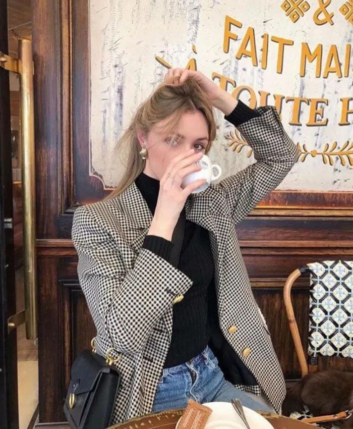 宝贝你别闹 今年秋天的西装外套火了，不仅简单又好穿搭，利落干练还显气质