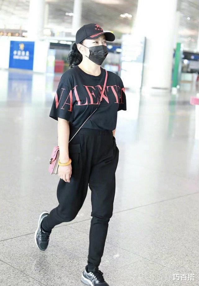 巧百搭|谁说女人到了一定年龄就又老又丑？刘晓庆第一个不服，68岁照样美