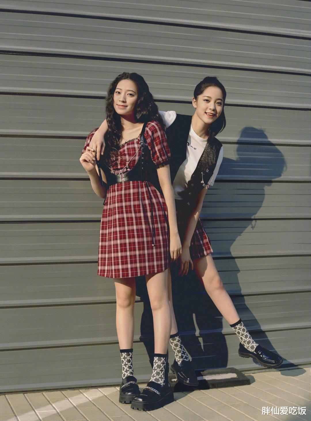 欧阳娜娜|欧阳娜娜长大了，晒海边泳衣照，身材“超常发育”