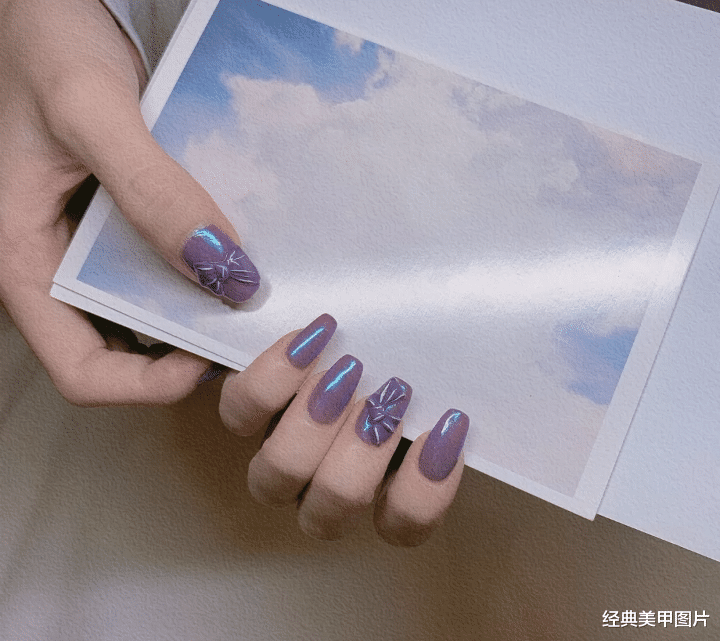 美甲|耀眼绚丽的blingbling美甲,美的大大方方!