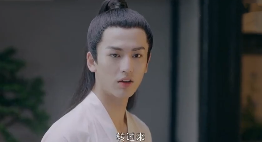 翟潇闻|老天爷赏“土”吃？好歹是大制作双男主剧，这路透看得人灵魂出窍