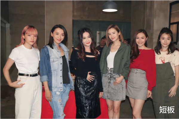 谢贤|她是我们的童年女神，在TVB打了10年酱油，48岁嫁小5岁男友