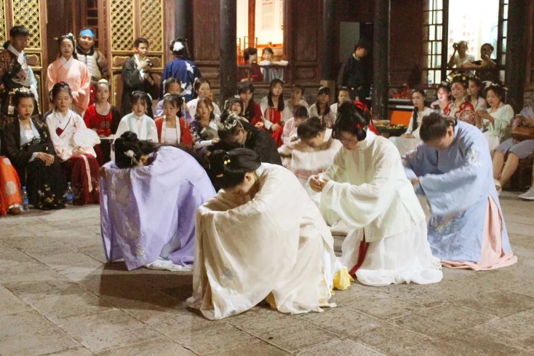 看星望月|七夕节的六个独特而又有趣的民俗活动，你都知道有什么吗？