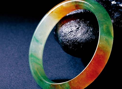 艺术品|还在说翡翠价值高？在故宫博物馆，其已经变身为艺术品