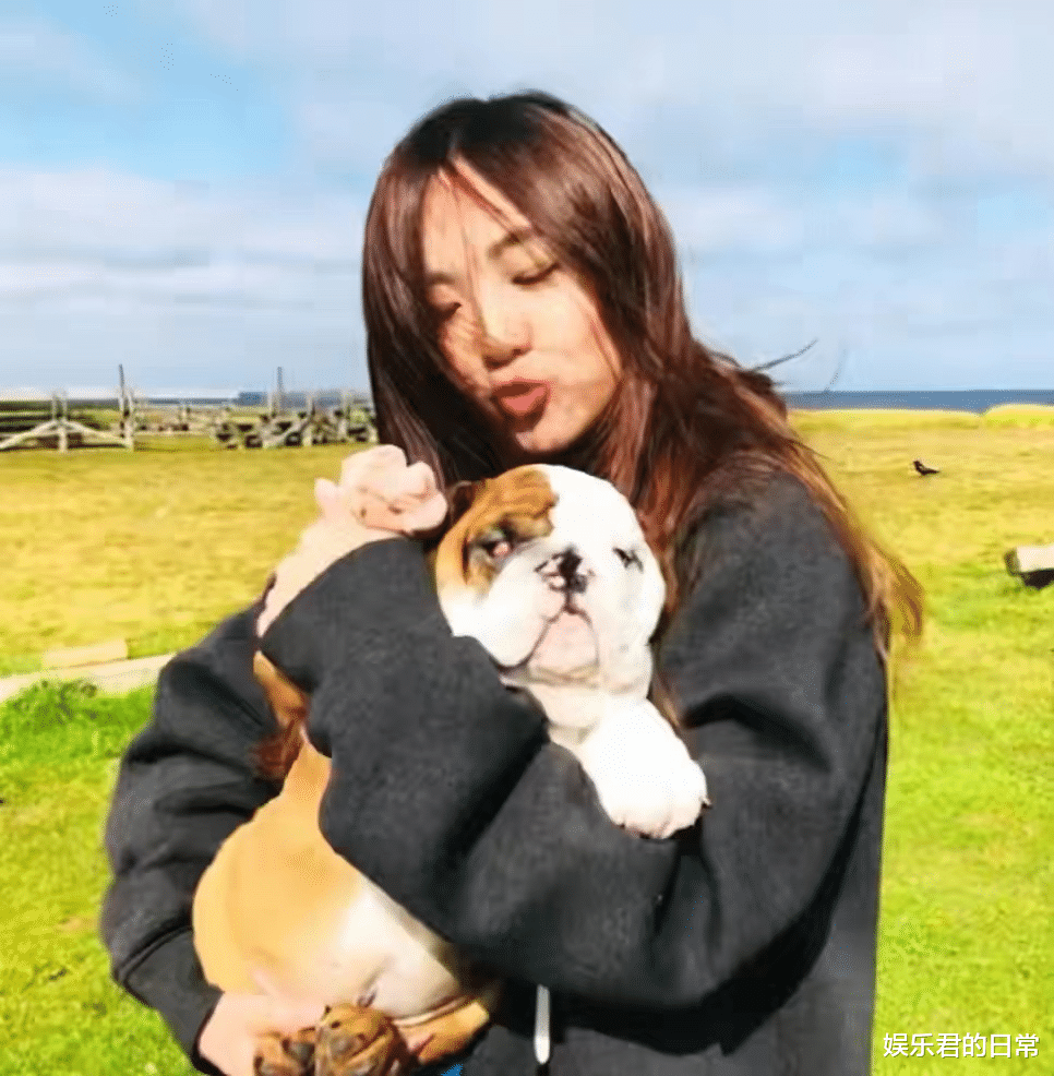 整容|金龟子首回应女儿整容！曝光女儿成长历程，旧照似小黑妞判若两人