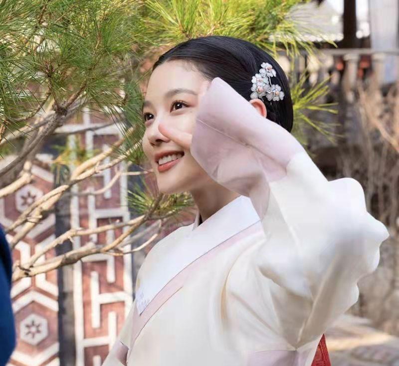 云画的月光|韩国国民女儿转型成功 性感写真令网友惊叹