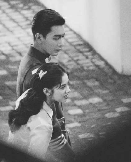 一见倾心|《一见倾心》疑临时换档，被曝原定档8月底，平台相关开屏曝光